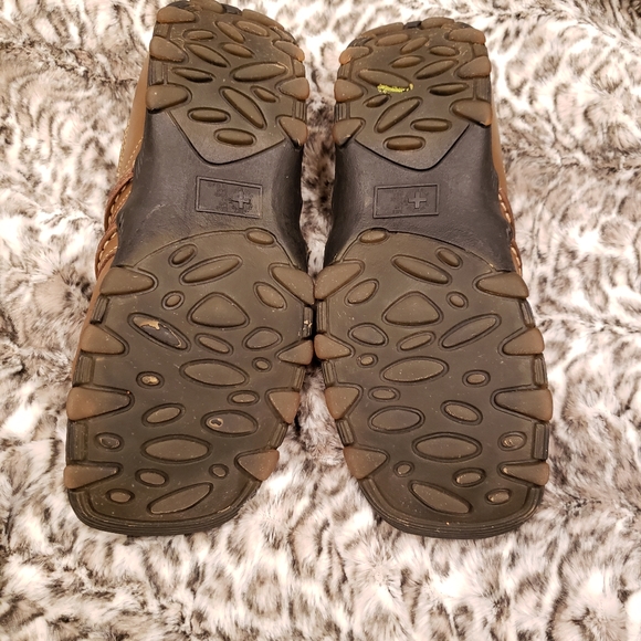 Dr Martens Sneekers - Picture 9 of 9